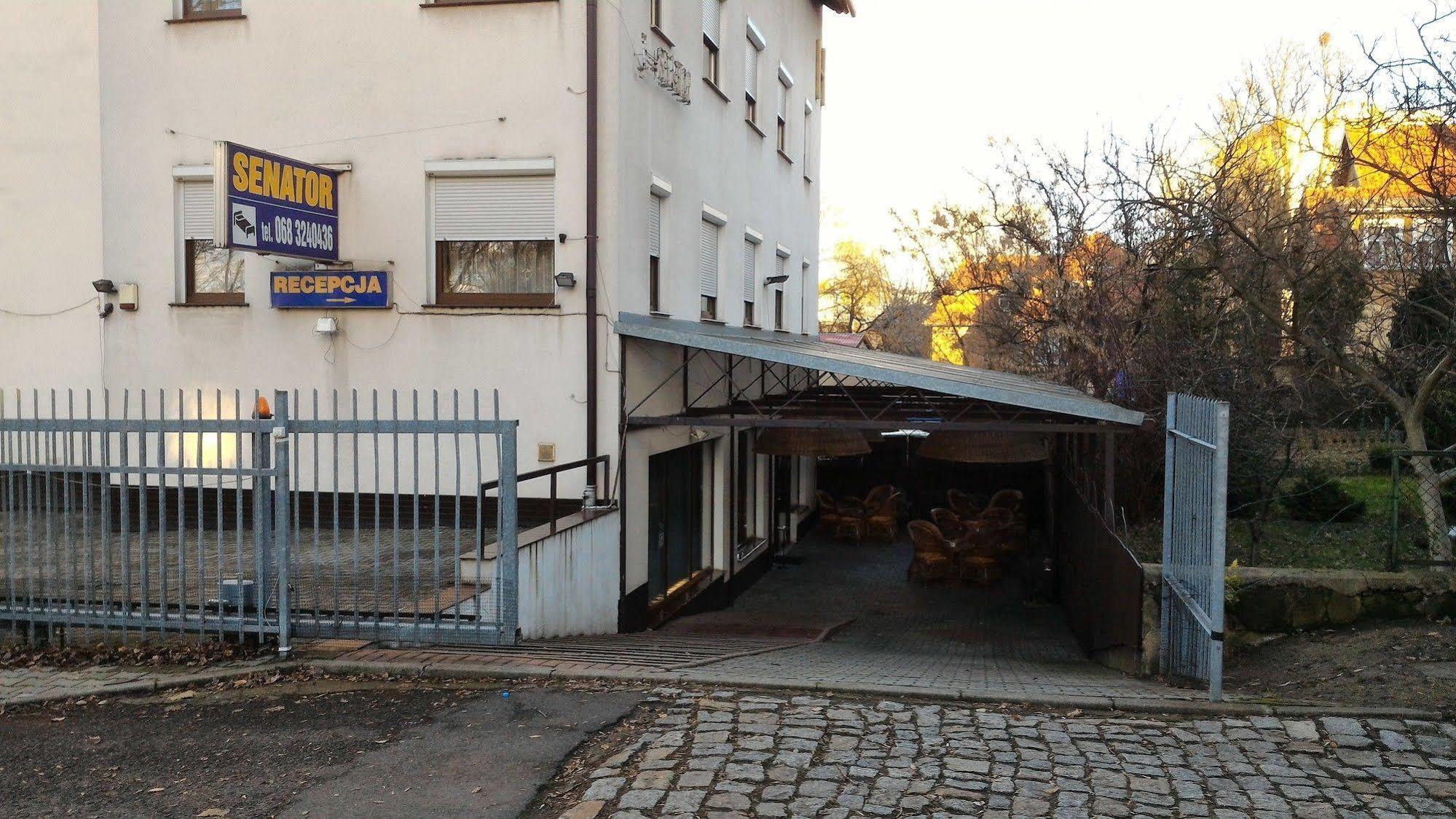Villa Centrum With Access Kitchen (Adults Only) Zielona Góra Exterior foto